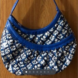 Vera‎ Bradley bag
Frill Vera Bradley Blue Bag